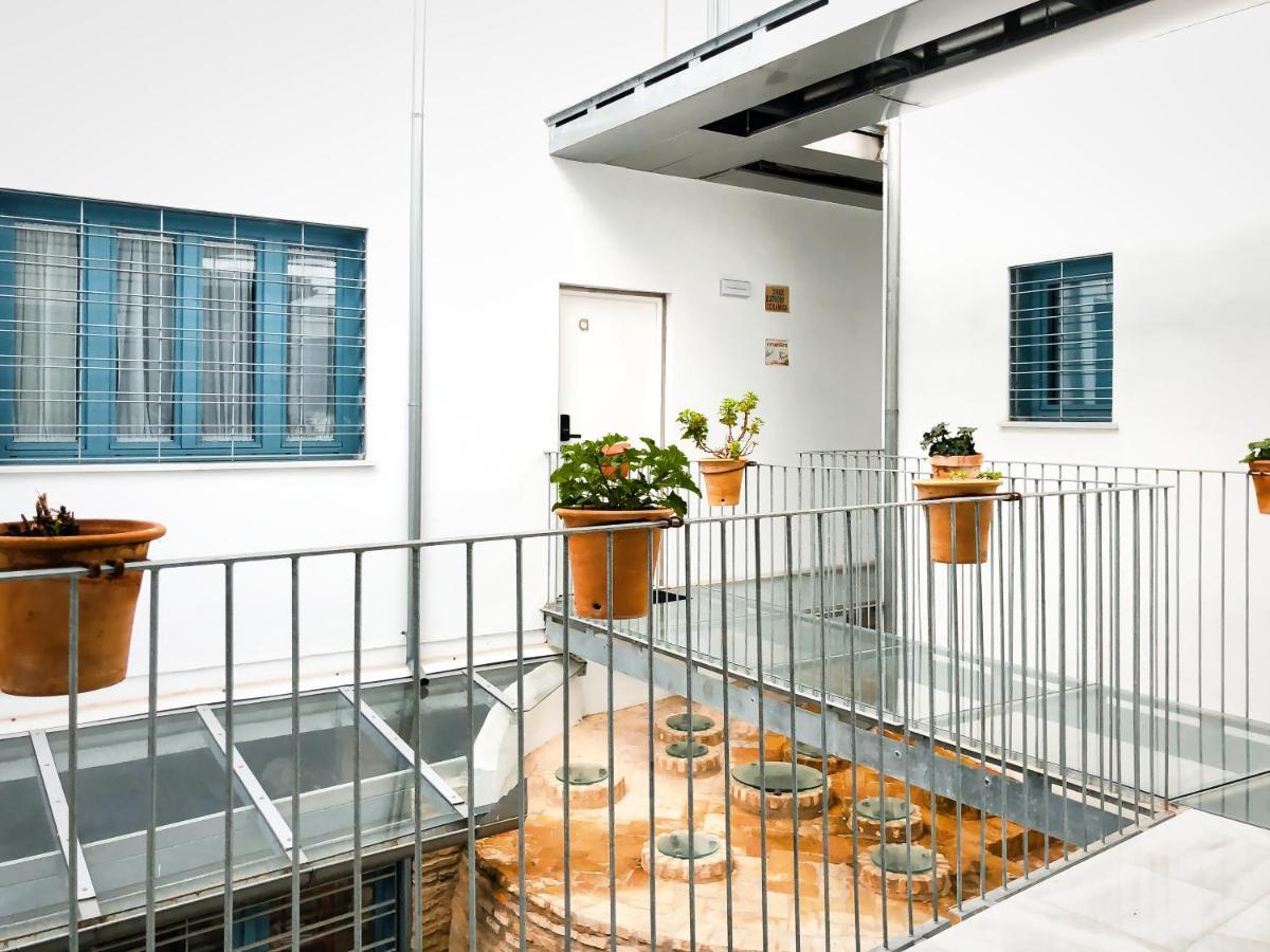 Covadonga 9 Apartments - Triana Севилья Экстерьер фото