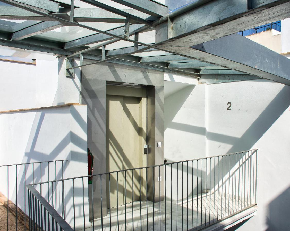 Covadonga 9 Apartments - Triana Севилья Экстерьер фото