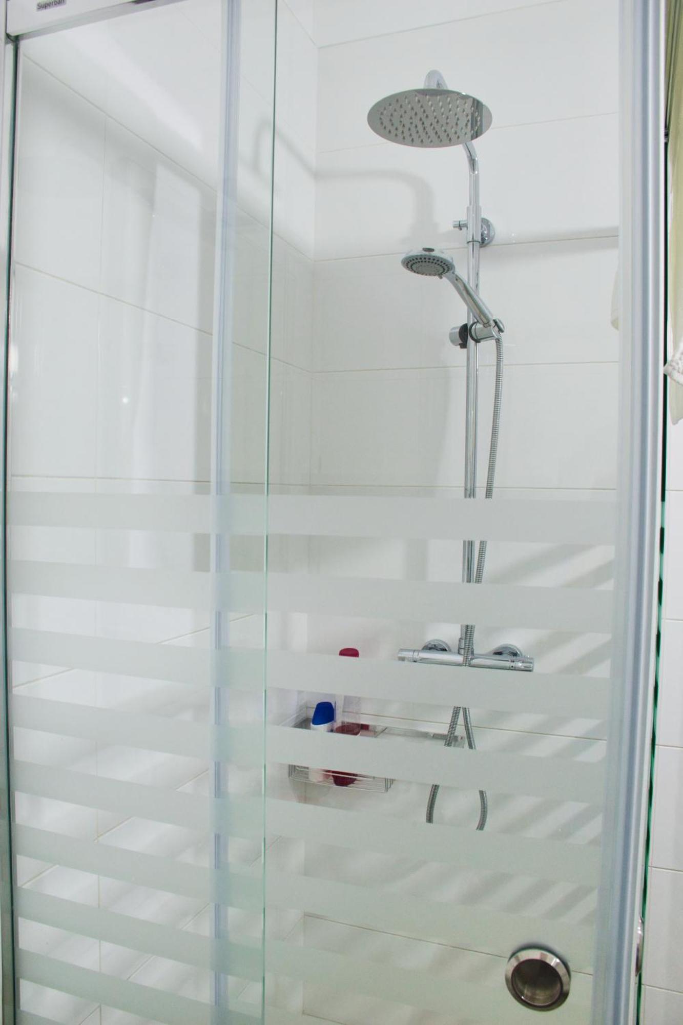 Covadonga 9 Apartments - Triana Севилья Номер фото